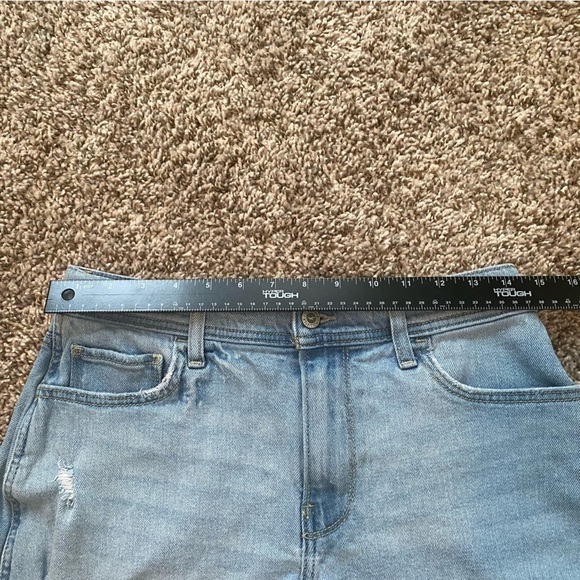 Hollister High-Rise Vintage Short 4” Inseam Sz 9 / 29 Distressed Jean Stretch - Picture 6 of 9